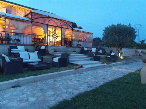 Domaine Saint Victor Hotel La Tour-dʼAigues Eksteriør billede
