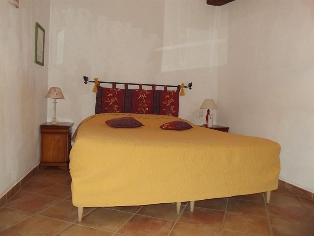 Domaine Saint Victor Hotel La Tour-dʼAigues Eksteriør billede